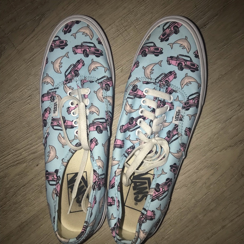 Summer dolphin and truck vans